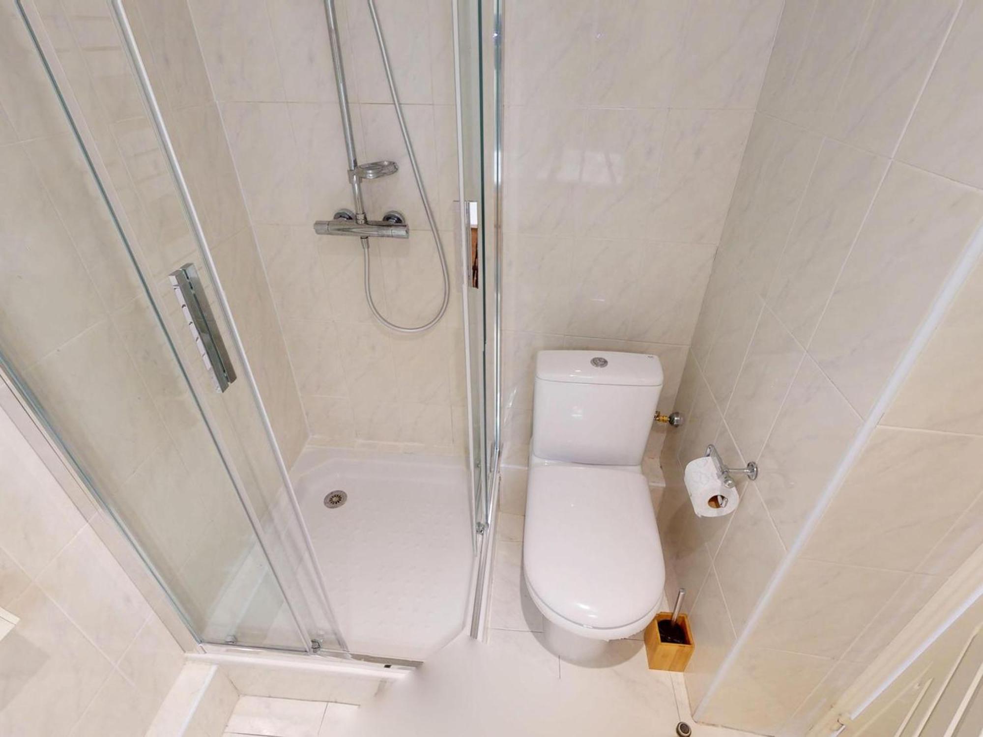 Renove Avec Balcon Et Garage En Plein Coeur De - Fr-1-196-375 Appartement *